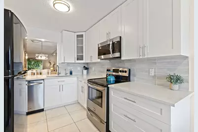 5380 Cedar Lake Drive #304, Boynton Beach, FL 33437 - Photo 5