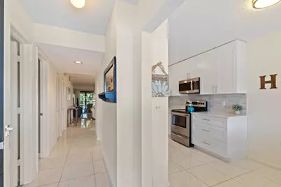 5380 Cedar Lake Drive #304, Boynton Beach, FL 33437 - Photo 9