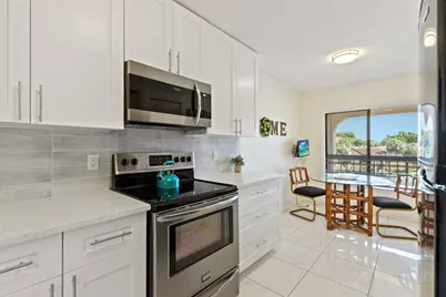 5380 Cedar Lake Drive #304, Boynton Beach, FL 33437 - Photo 3