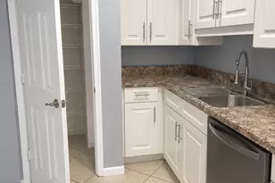 2228 Oakmont Dr, Riviera Beach, FL 33404 - Photo 3