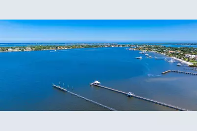 1600 SE Saint Lucie Boulevard #205, Stuart, FL 34996 - Photo 31