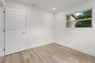 2941 NW 11th Ct, Fort Lauderdale, FL 33311 - Photo 9