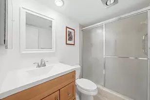 3800 Oaks Clubhouse Dr, Pompano Beach, FL 33069 - Photo 21