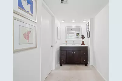 3800 Oaks Clubhouse Drive #410, Pompano Beach, FL 33069 - Photo 15
