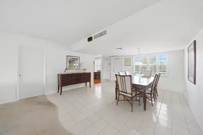3800 Oaks Clubhouse Drive #410, Pompano Beach, FL 33069 - Photo 9