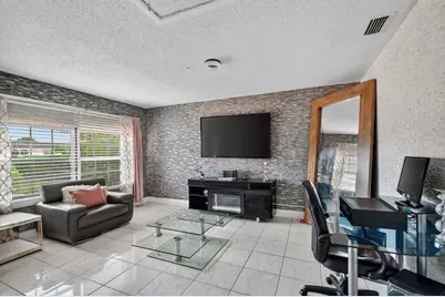 4033 Kent Avenue, Lake Worth, FL 33461 - Photo 9