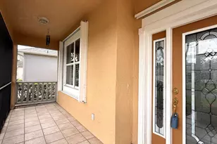 536 NW Portofino Ln, Port Saint Lucie, FL 34986 - Photo 3