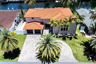 3341 NE 170th St, North Miami Beach, FL 33160 - Photo 49