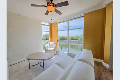 806 E Windward Way #323, Lantana, FL 33462 - Photo 7