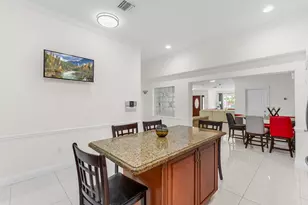 321 N 72nd Terrace, Hollywood, FL 33024 - Photo 17