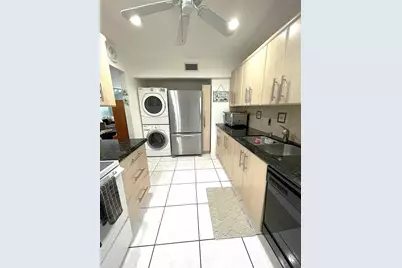 2431 Del Aire Boulevard #115-d, Delray Beach, FL 33445 - Photo 3