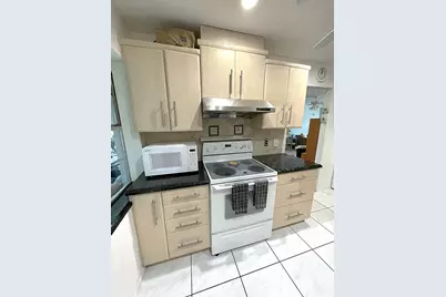 2431 Del Aire Boulevard #115-d, Delray Beach, FL 33445 - Photo 3