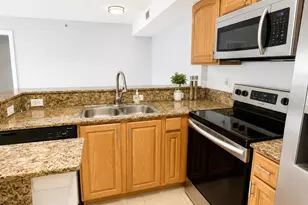 281 SW Palm Dr, Port Saint Lucie, FL 34986 - Photo 3