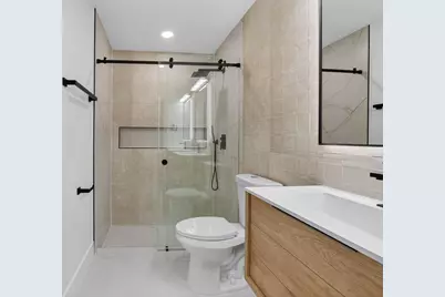 8282 Springlake Drive, Boca Raton, FL 33496 - Photo 19