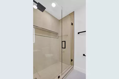 8282 Springlake Drive, Boca Raton, FL 33496 - Photo 25