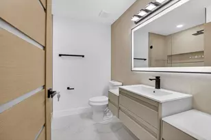 8282 Springlake Dr, Boca Raton, FL 33496 - Photo 23