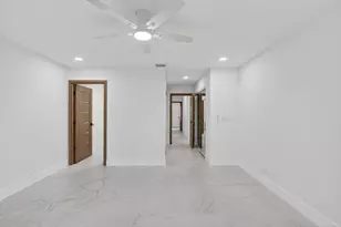 8282 Springlake Dr, Boca Raton, FL 33496 - Photo 17