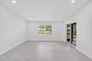8282 Springlake Dr, Boca Raton, FL 33496 - Photo 9