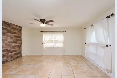 2110 Flower Terrace, Sebring, FL 33875 - Photo 7