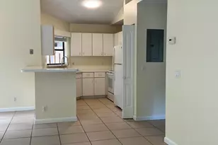 2820 Stoneway Ln, Fort Pierce, FL 34982 - Photo 5