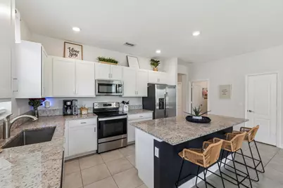 7705 NW Greenbank Circle, Port Saint Lucie, FL 34987 - Photo 11