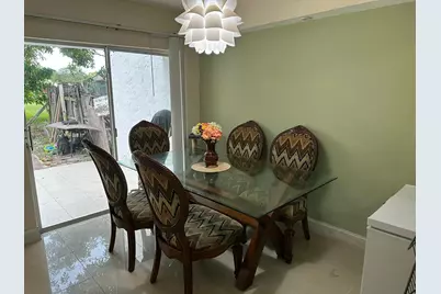 7424 NW 75th Street, Tamarac, FL 33321 - Photo 11