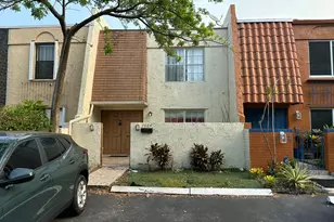 7424 NW 75th St, Tamarac, FL 33321 - Photo 3