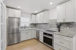 365 Garden Blvd, Palm Beach Gardens, FL 33410 - Photo 7