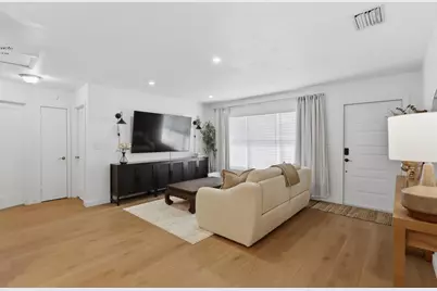 365 Garden Boulevard, Palm Beach Gardens, FL 33410 - Photo 3