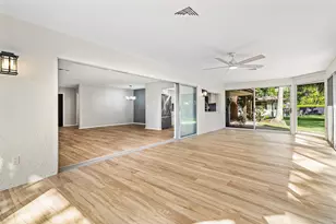 433 Pine Villa Dr, Atlantis, FL 33462 - Photo 19