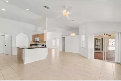 5829 NW Gerald Circle, Port Saint Lucie, FL 34986 - Photo 11