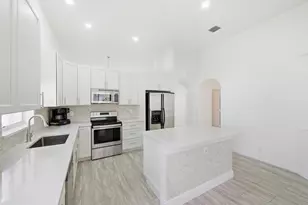 8534 VÃ­a D Oro, Boca Raton, FL 33433 - Photo 13