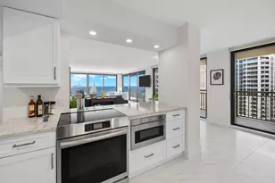3400 N Ocean Dr, Singer Island, FL 33404 - Photo 15