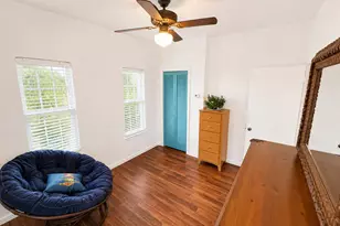 429 Greenbriar Dr, West Palm Beach, FL 33403 - Photo 17