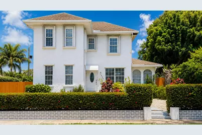 429 Greenbriar Drive, West Palm Beach, FL 33403 - Photo 1