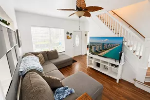 429 Greenbriar Dr, West Palm Beach, FL 33403 - Photo 3