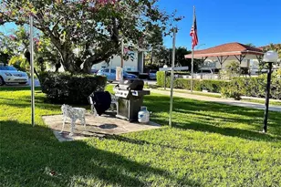 2202 NE 36th St, Lighthouse Point, FL 33064 - Photo 5