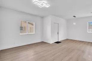 2410 NW 43rd St, Miami, FL 33142 - Photo 13