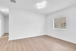 2410 NW 43rd St, Miami, FL 33142 - Photo 11