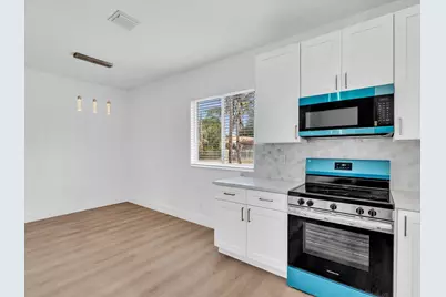 2410 NW 43rd Street, Miami, FL 33142 - Photo 9