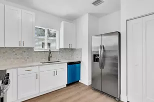 2410 NW 43rd St, Miami, FL 33142 - Photo 9
