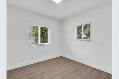 2410 NW 43rd Street, Miami, FL 33142 - Photo 29