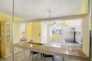 3146 Via Poinciana, Greenacres, FL 33467 - Photo 13