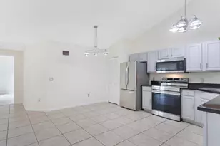5933 Golden Eagle Cir, Palm Beach Gardens, FL 33418 - Photo 9