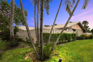 5933 Golden Eagle Cir, Palm Beach Gardens, FL 33418 - Photo 1