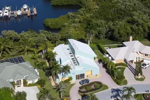 8902 SE Marina Bay Dr, Hobe Sound, FL 33455 - Photo 7