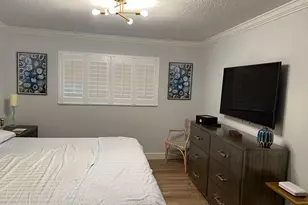 9 Colonial Club Dr, Boynton Beach, FL 33435 - Photo 13