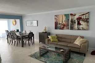 9 Colonial Club Dr, Boynton Beach, FL 33435 - Photo 5