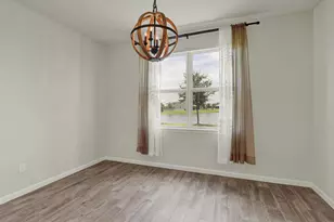 10484 SW Captiva Dr, Port Saint Lucie, FL 34987 - Photo 13