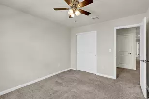 10484 SW Captiva Dr, Port Saint Lucie, FL 34987 - Photo 37